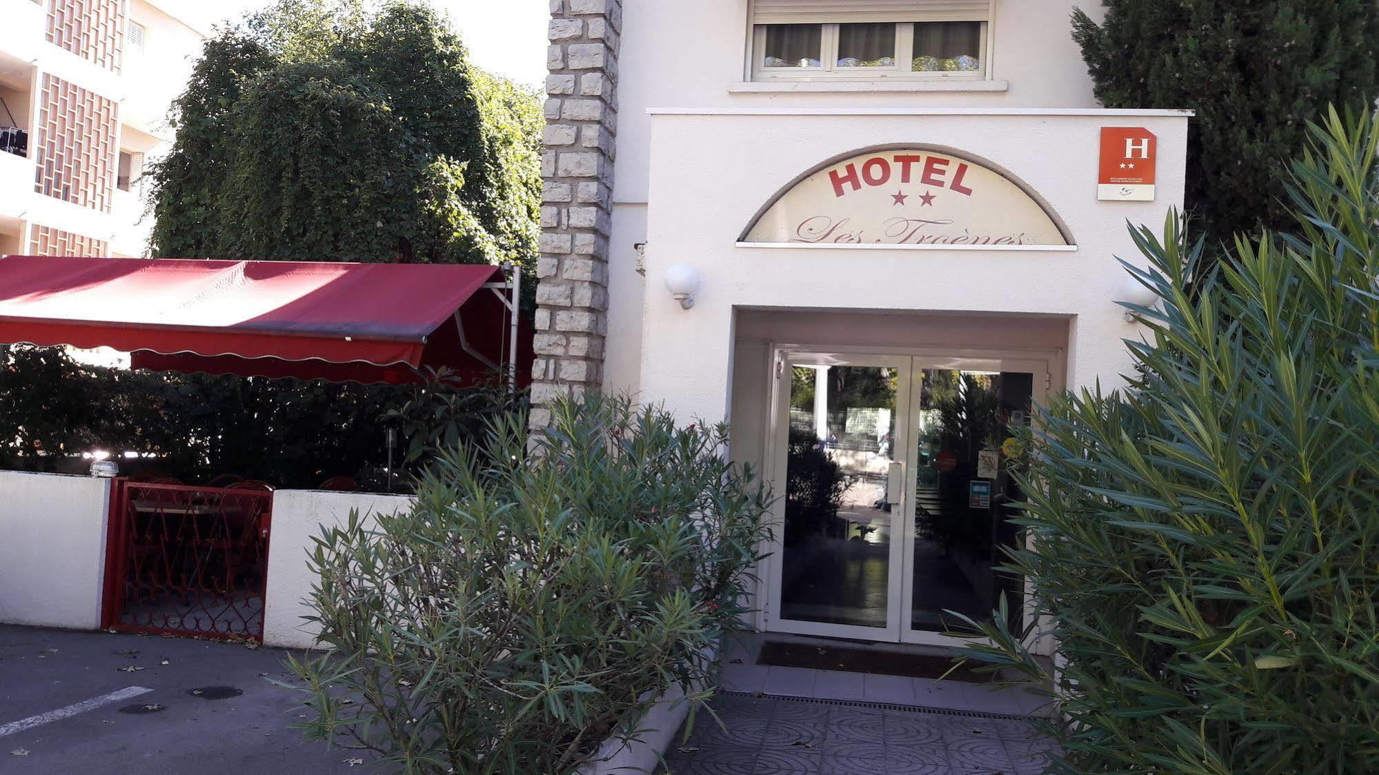 Hotel Les Troenes Montpellier Esterno foto